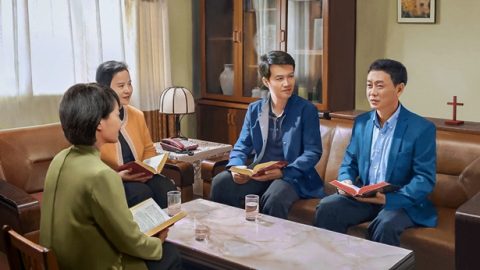 ในพระคัมภีร์ เปาโลกล่าวว่า “พระคัมภีร์ทุกตอนได้รับการดลใจจากพระเจ้า” (2 ทิโมธี 3.16)  เพราะฉะนั้นคำพูดทั้งหมดในพระคัมภีร์ก็คือพระวจนะของพระเจ้า  แล้วเหตุใดท่านจึงกล่าวว่า ไม่ใช่ทุกคำพูดในพระคัมภีร์ที่เป็นพระวจนะของพระเจ้า?